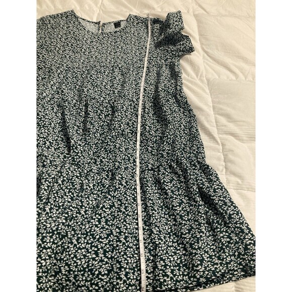 Shein Green White Floral Summer Dress L Womens Flutter Sleeves Summer Tired - Picture 7 of 9